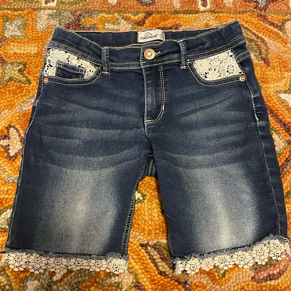 Jordache girls shorts with crochet flowers.